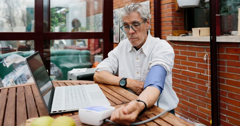 L'hypertension artérielle non traitée peut augmenter le risque de maladie d'Alzheimer