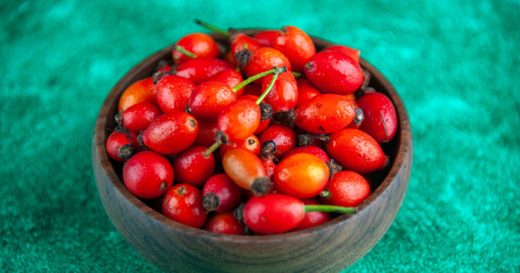 Ce fruit peu connu en Espagne réduit le taux de sucre dans le sang et contient plus de vitamine C que les oranges.