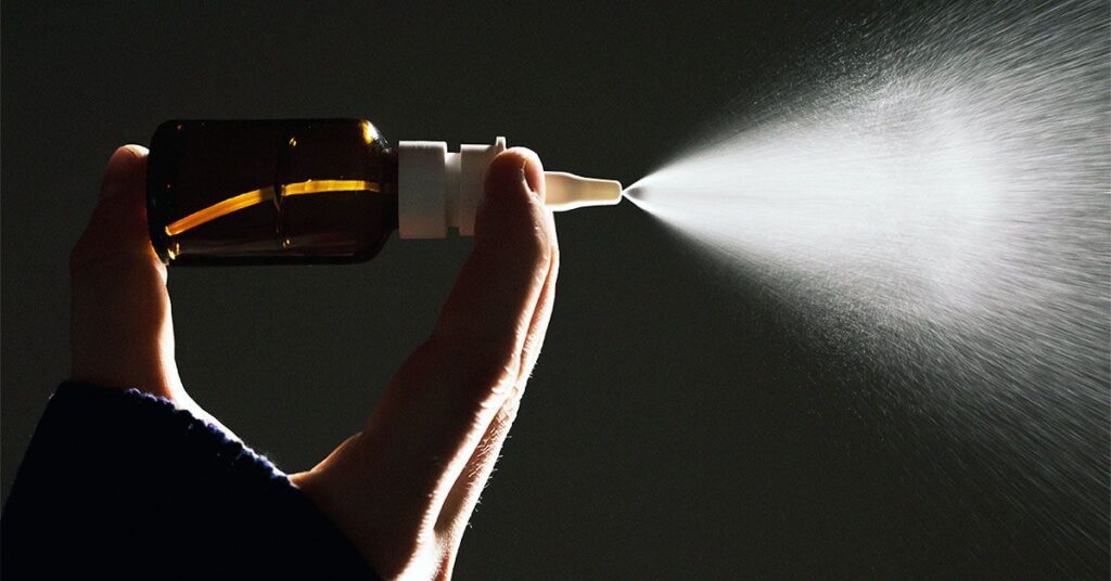 Une pulvérisation nasale approuvée par la FDA pour une dépression sévère peut entraîner une rémission