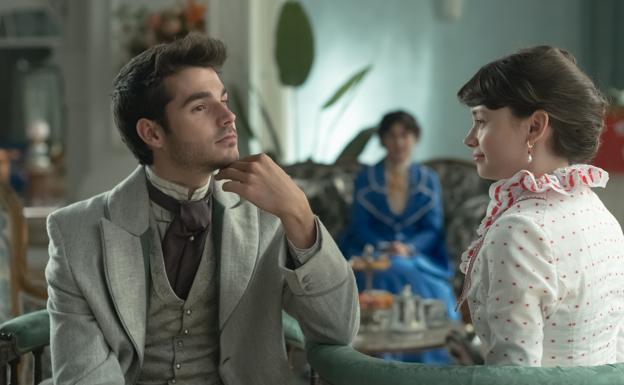 Scène manuelle pour les jeunes femmes. 