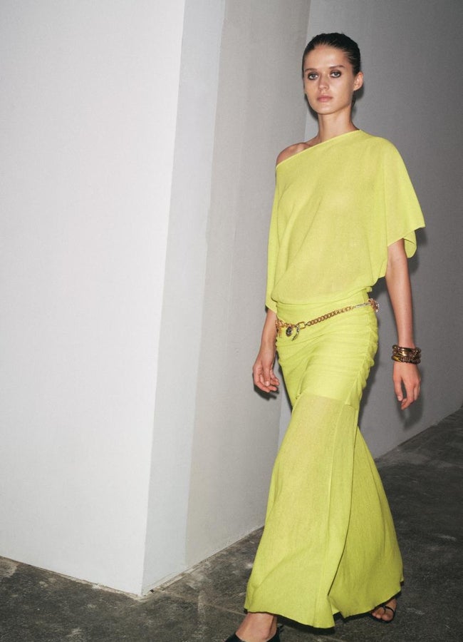 Robe Zara.