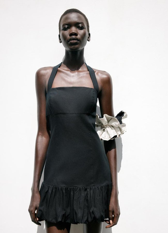 Mini robe sous Zara Boil.