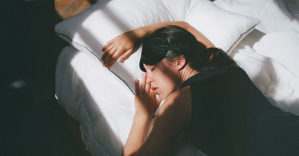 Pourquoi nous devrions accorder une plus grande attention à la façon dont le sommeil affecte la santé cardiaque