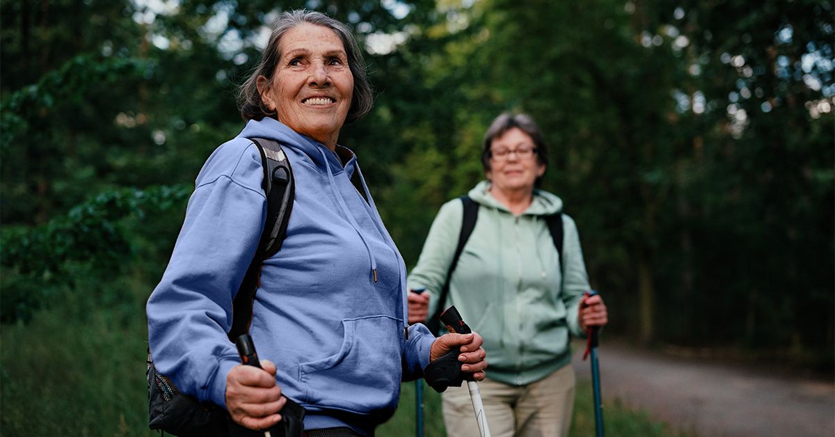 Marcher 100 minutes par jour peut aider à réduire le risque de maux de dos chroniques