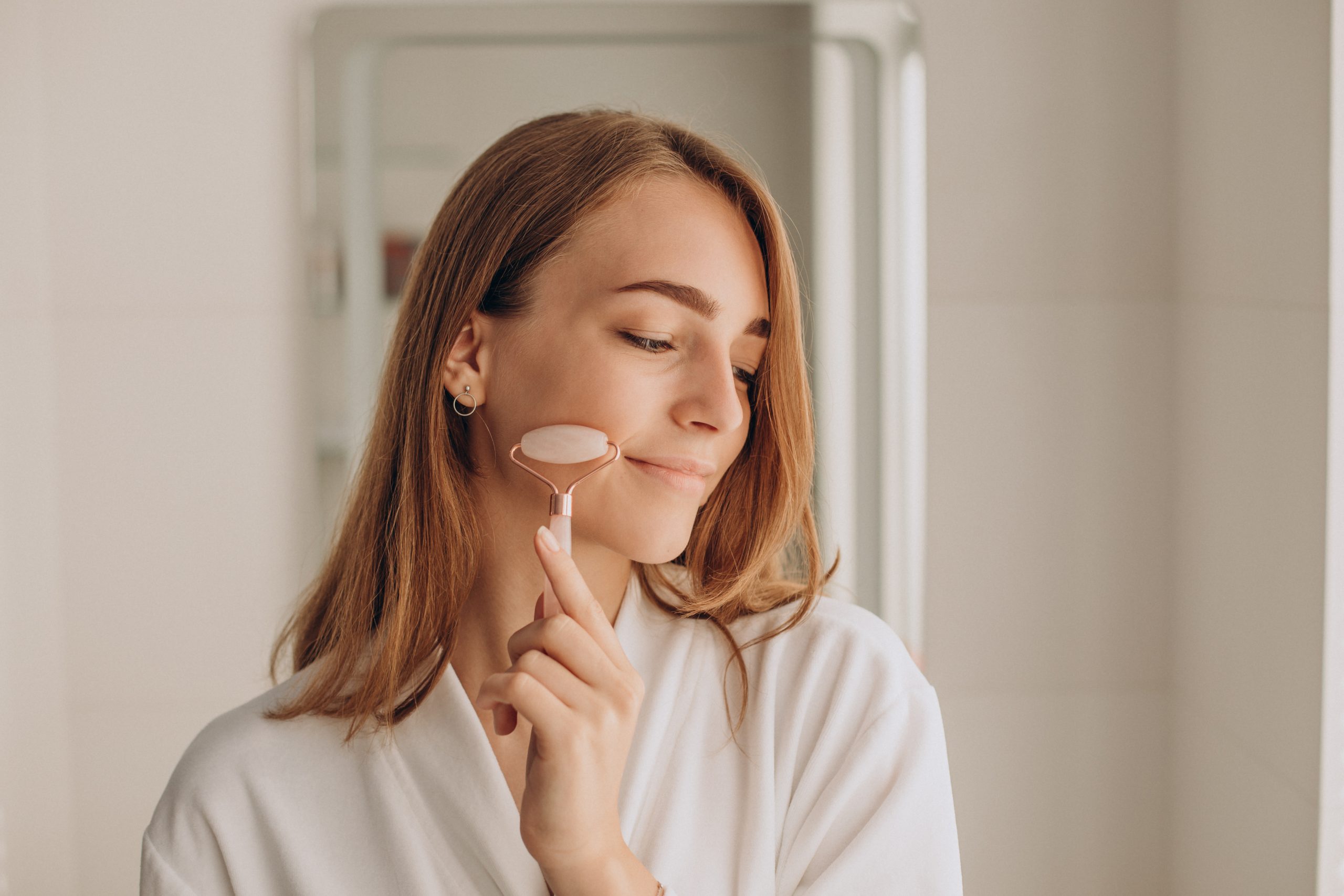 Neuropeptides, l'ingrédient qui enseigne à votre peau à rajeunir