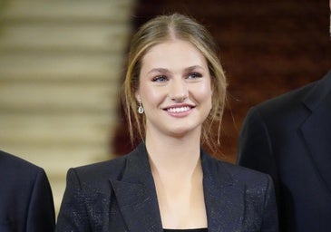 Le smoking controversé de Leonor aux Princesa de Girona Awards: Black avec des brillants jouent déjà avec Letizia