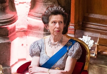 La couverture controversée qu'Elena n'aura jamais: la princesse Ana, comme la meilleure reine qui a existé