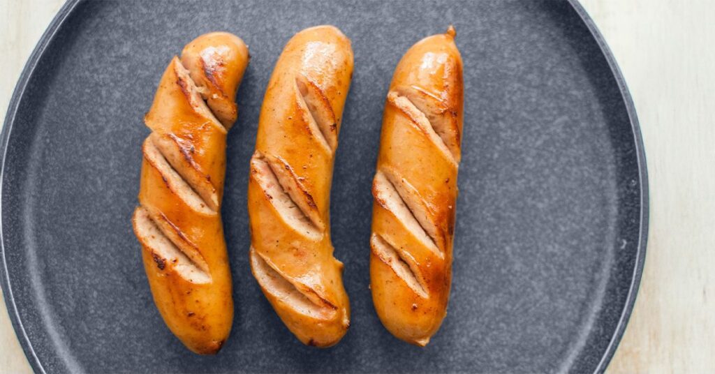 Quel type de régime aggrave les symptômes des MII?