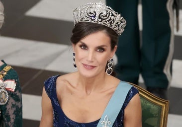Pourquoi Letizia n'a pas de couronne, mais les duchesses d'Alba et Medinaceli portent une couronne ducale