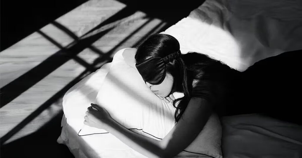 Le « travail de nuit » de votre cerveau : comment le sommeil élimine les « déchets » et peut protéger contre la démence