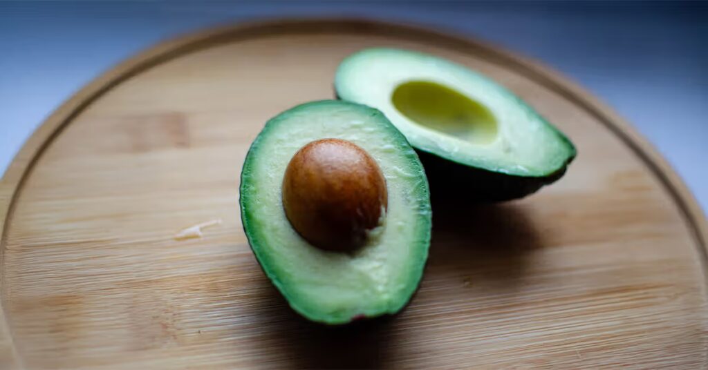 Un avocat par jour pourrait aider à contrôler la glycémie, selon une étude
