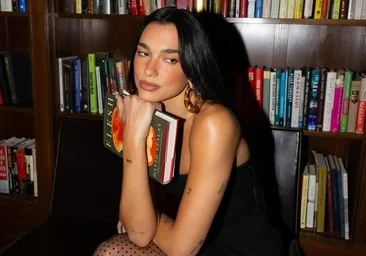 Ce sont les livres que Dua Lipa vous recommanderait d'acheter au Salon du Livre : ses favoris