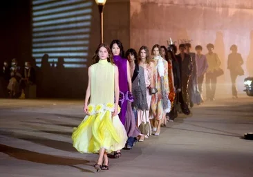 Telle a été la collection Croisière 2027 de Dior à Los Angeles : le rêve hollywoodien dans le sillage du glamour de Marlene Dietrich