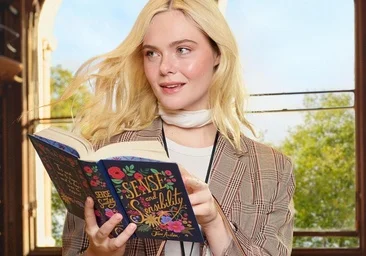 Pourquoi la littérature inspire à nouveau les collections de luxe : Virginia Woolf chez Fendi et Shakespeare chez Valentino