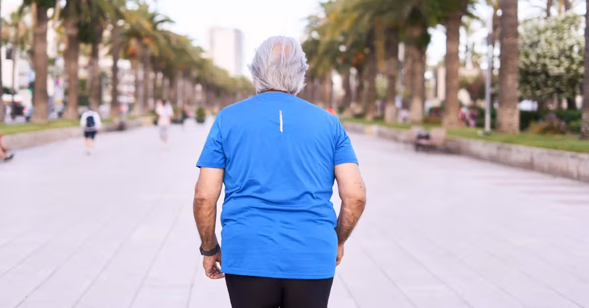 Les personnes âgées qui marchent plus vite pourraient réduire de moitié leur risque de déclin cognitif