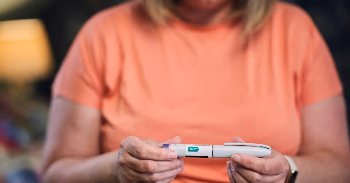 Comment les médicaments GLP-1 comme Ozempic pourraient aider à prévenir les cicatrices pulmonaires après le COVID