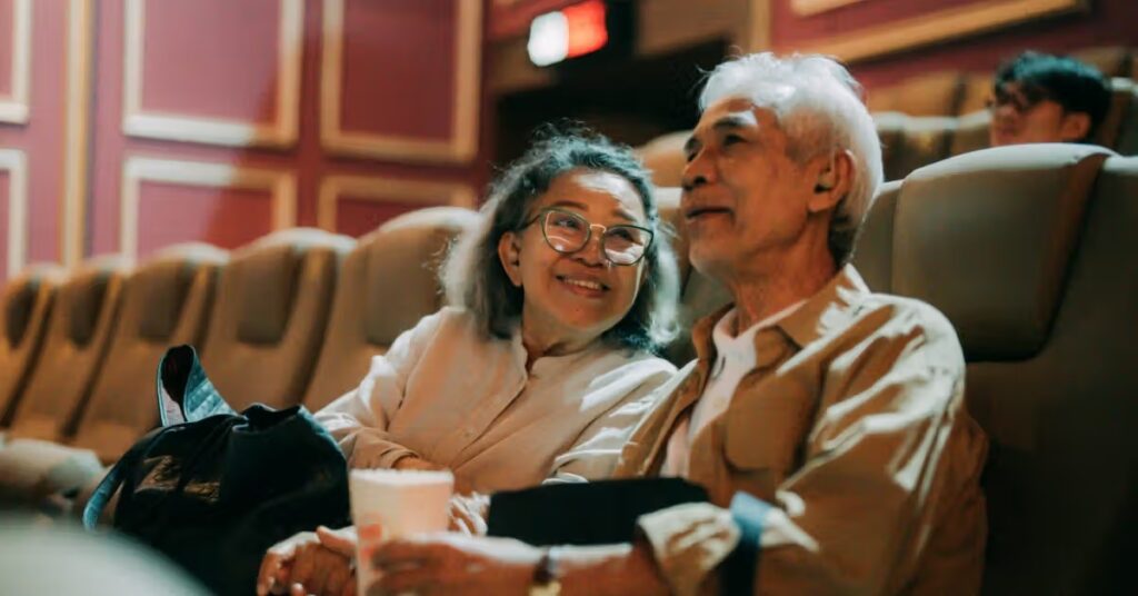 Comment aller au cinéma ou visiter un musée peut garder votre corps plus jeune