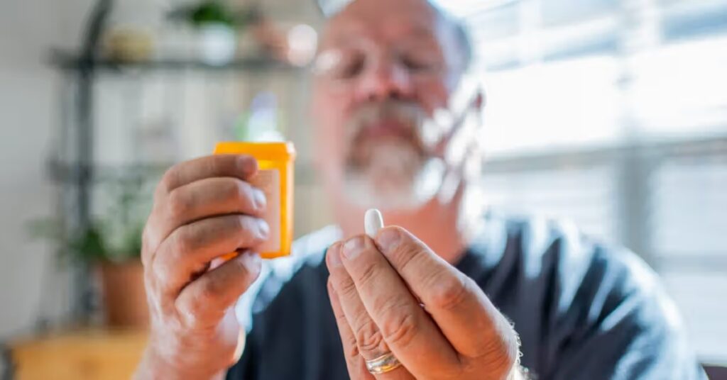 La nouvelle pilule contre le cholestérol Lipfendra obtient l’approbation de la FDA : 2 experts se prononcent