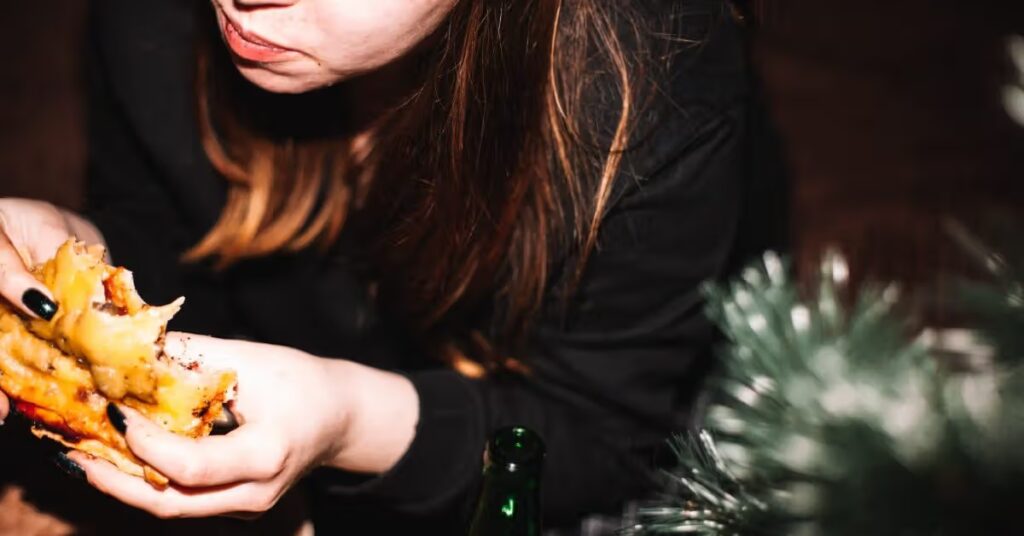 Être un oiseau de nuit peut-il augmenter le risque de prise de poids ?