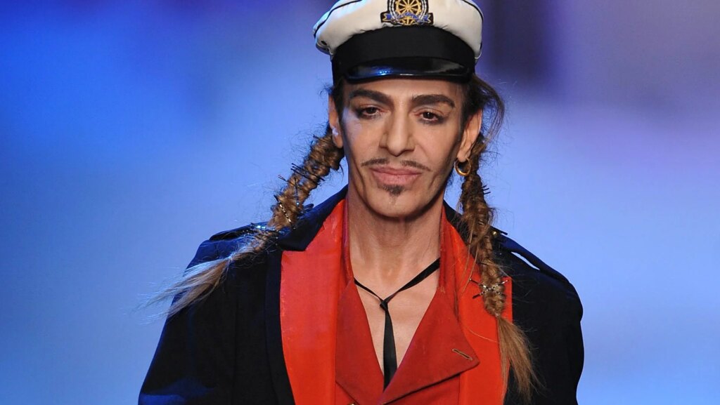 Pourquoi John Galliano a renoncé à son hommage au Met Gala : la polémique derrière le créateur emblématique