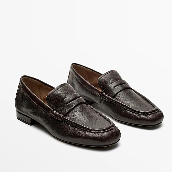 Mocassins en cuir Massimo Dutti (99,95 euros)