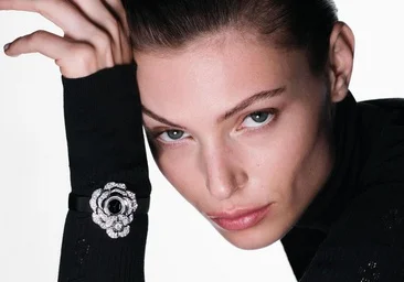 Depuis que j'utilise ce sérum de nuit pour les ongles, je remarque qu'ils sont plus forts et en meilleure santé.