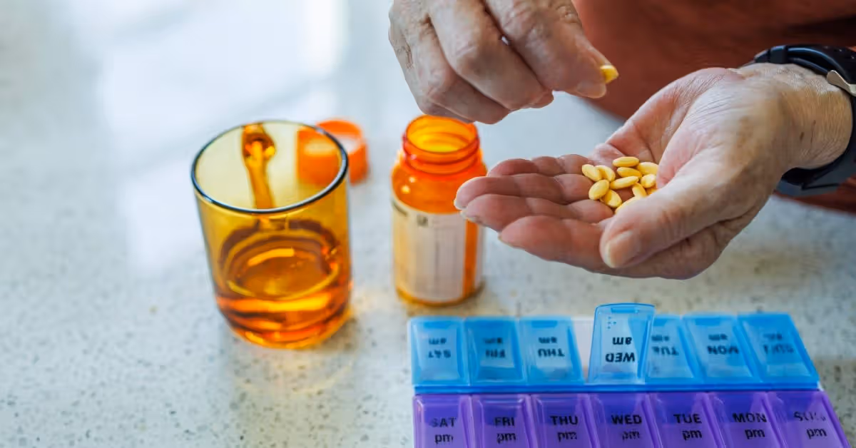Combinaisons médicamenteuses courantes liées à des cascades de prescriptions nocives chez les personnes âgées