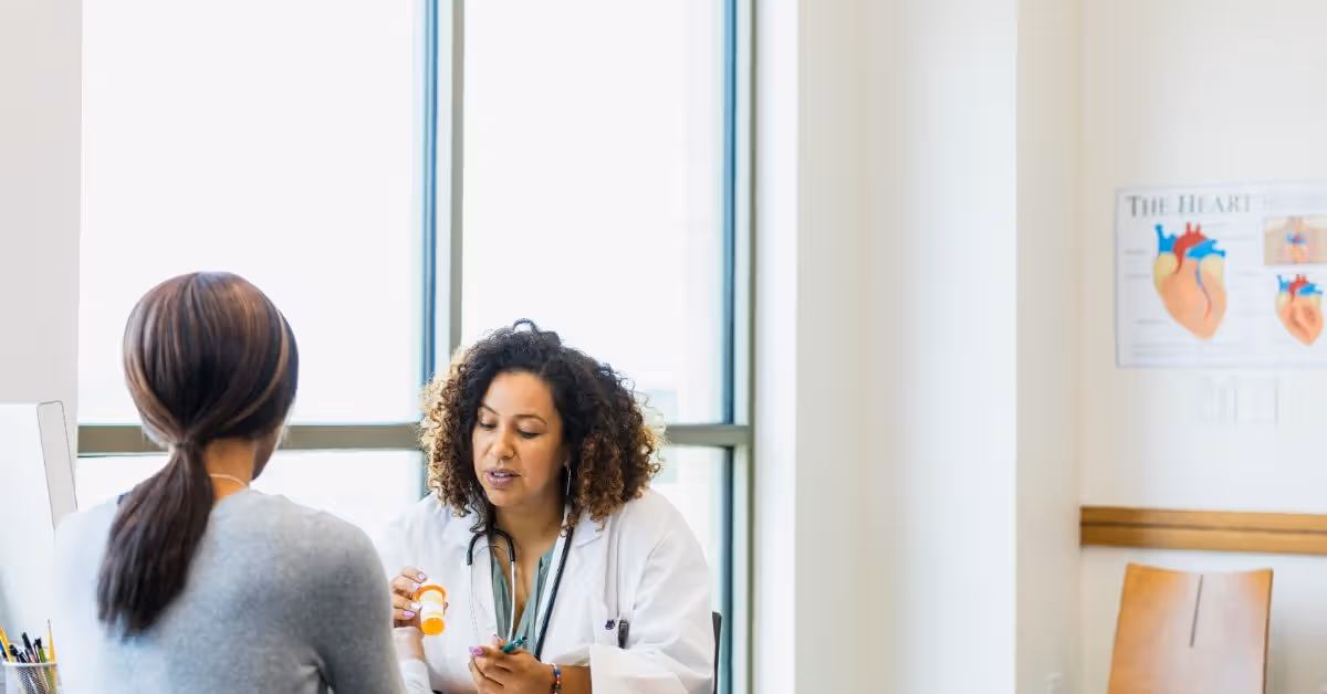 Commencez tôt l’hormonothérapie ménopausique pour réduire le risque de maladie cardiaque, suggère une étude