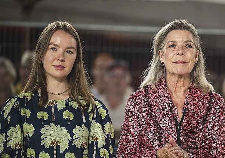 Alexandra dit qu'elle a appris la gentillesse, les bonnes manières et le sens de l'humour de sa mère.