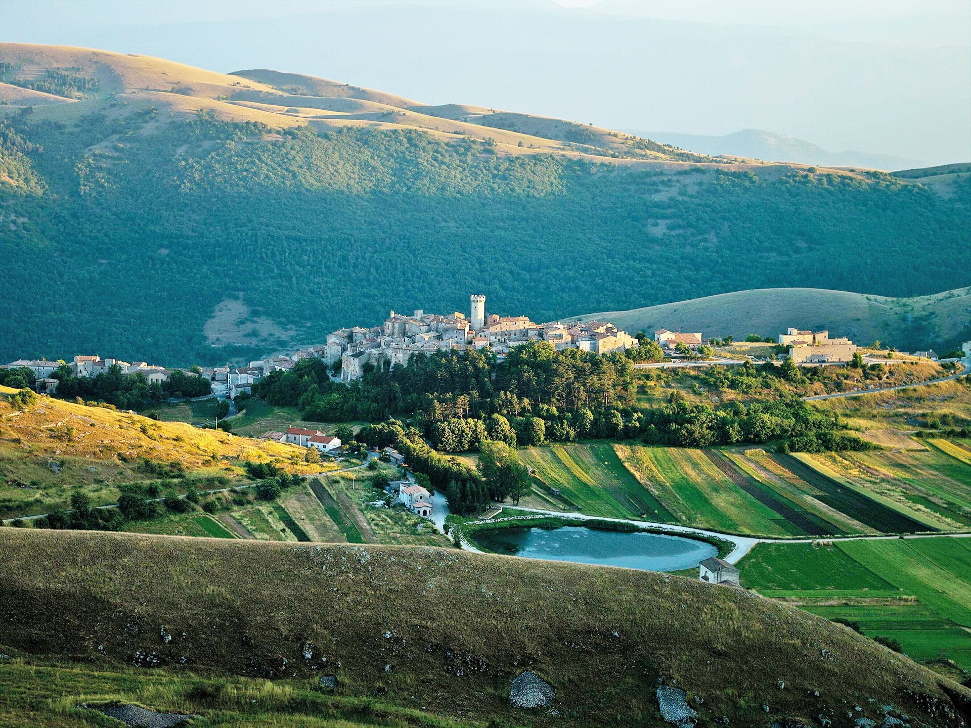 L'hôtel le plus unique d'Italie est une ville médiévale entière
